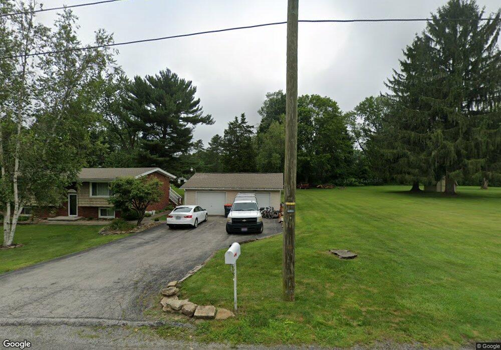 46194 Walker Rd, East Liverpool, OH 43920 - photo 1