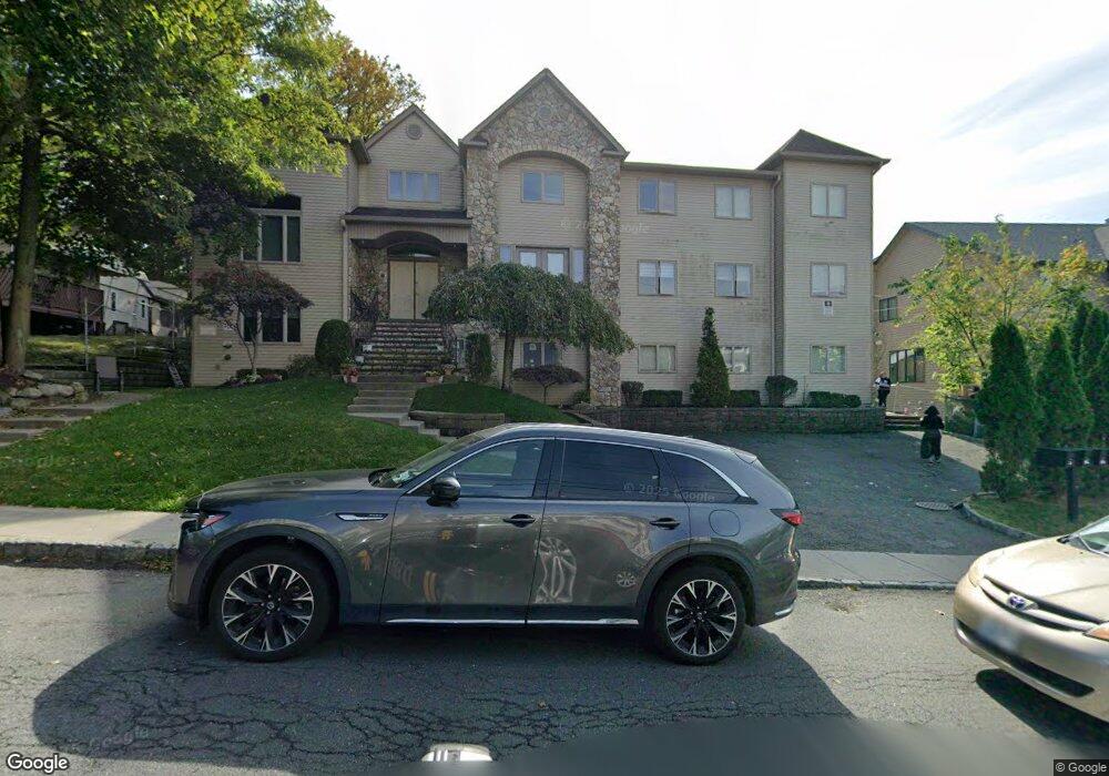 4 Sunrise Dr, Monsey, NY 10952 - photo 1