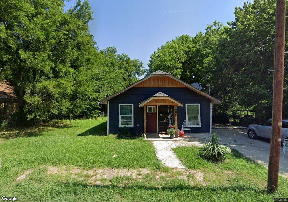 402 S 4th St, Bonham, TX 75418 - photo 1