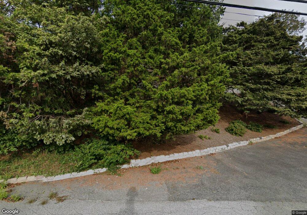 382 Highland Rd, Tiverton, RI 02878 - photo 1