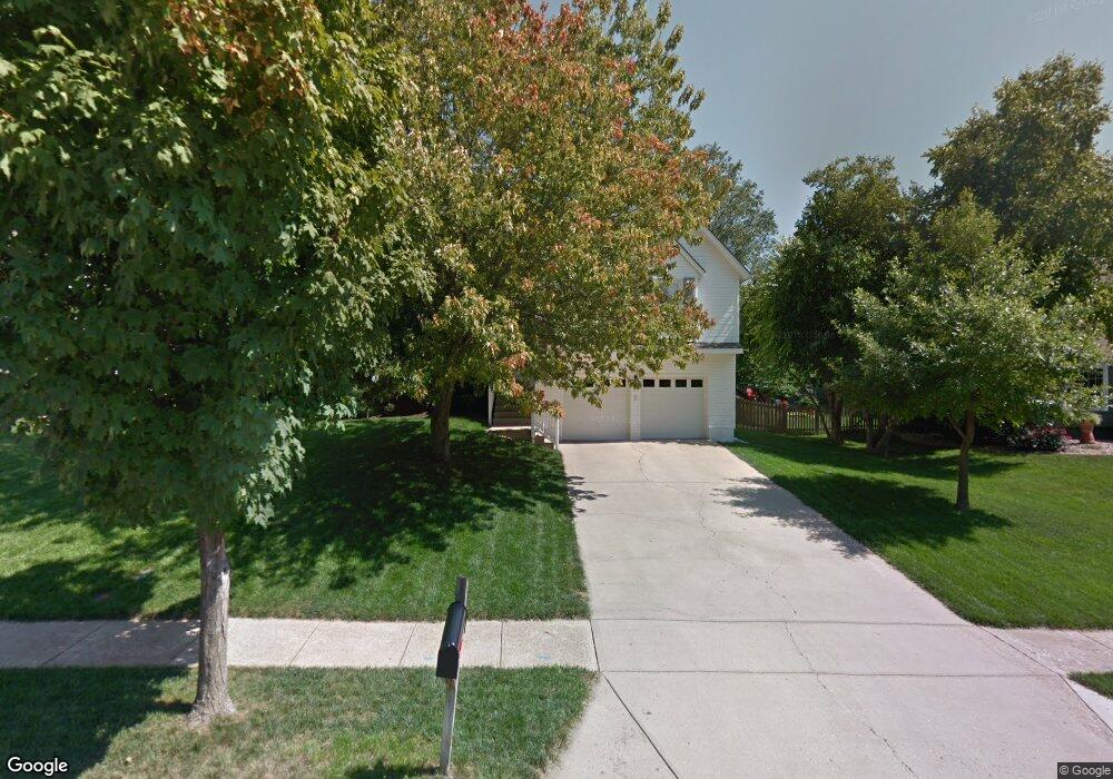 8619 Dice Ln, Lenexa, KS 66215 - photo 1