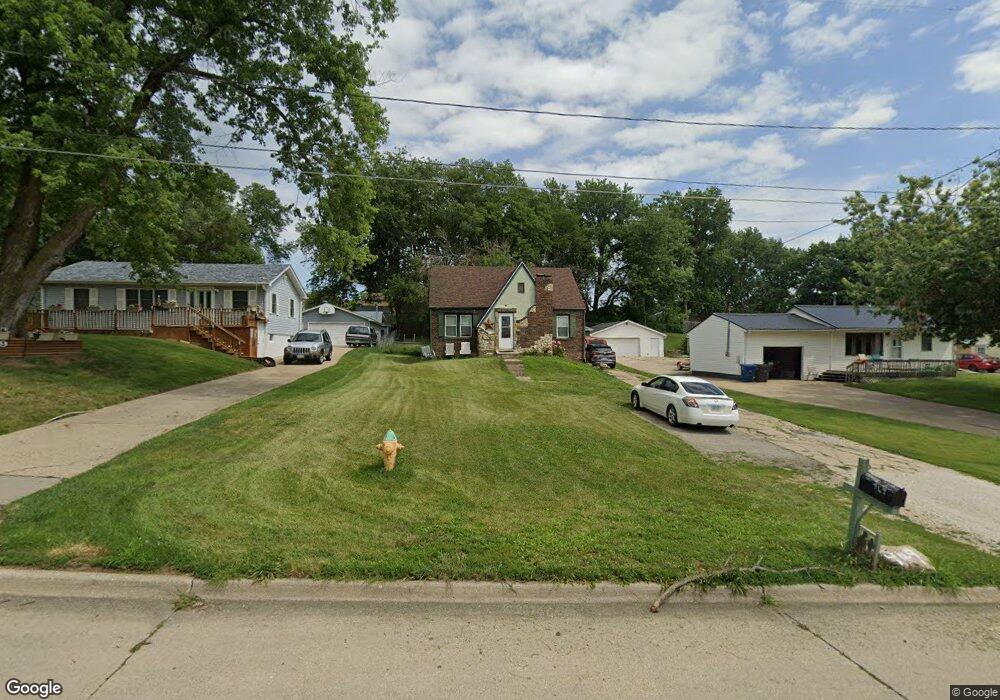 949 Mason Ave, Des Moines, IA 50315 - photo 1