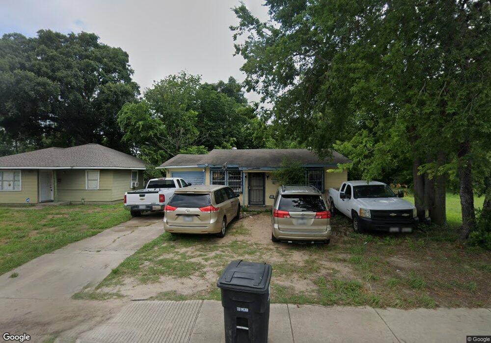 3921 Yellowstone Blvd, Houston, TX 77021 - photo 1