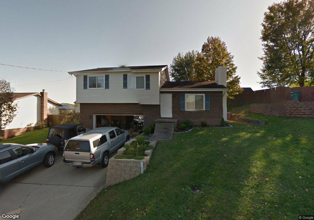 102 Timberlake Cir, Scott Depot, WV 25560 - photo 1