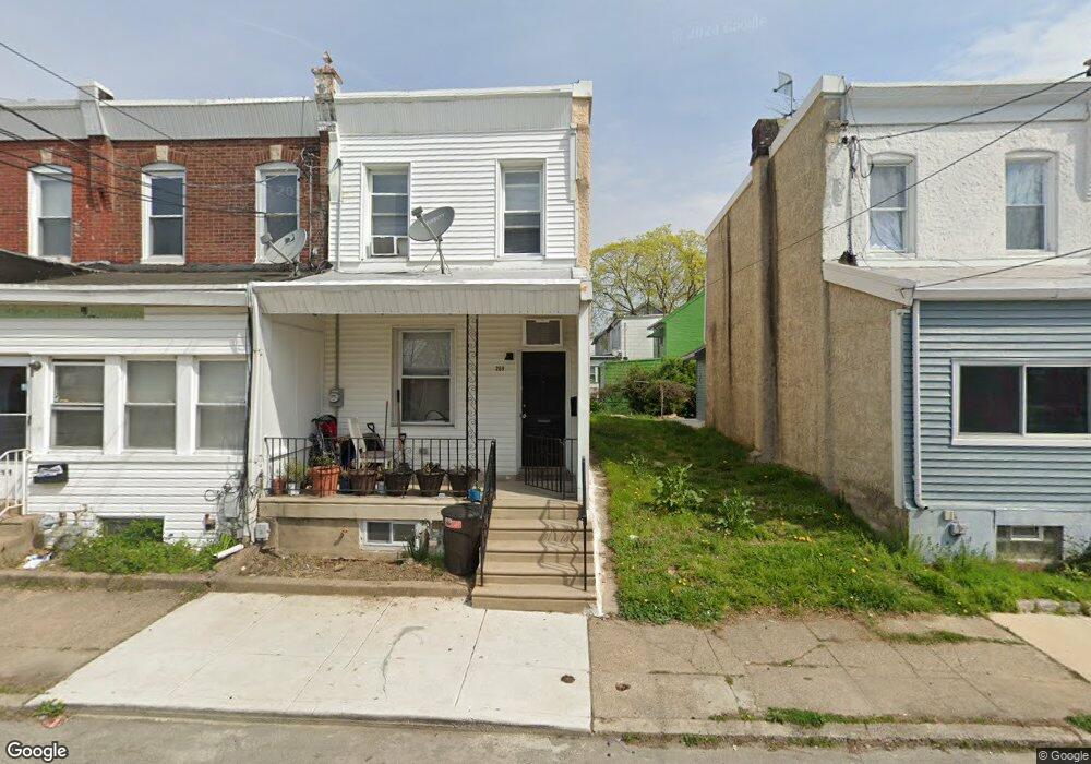 207 Spruce St, Darby, PA 19023 - photo 1