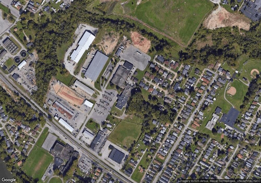 510 26th St, Dunbar, WV 25064 - photo 1