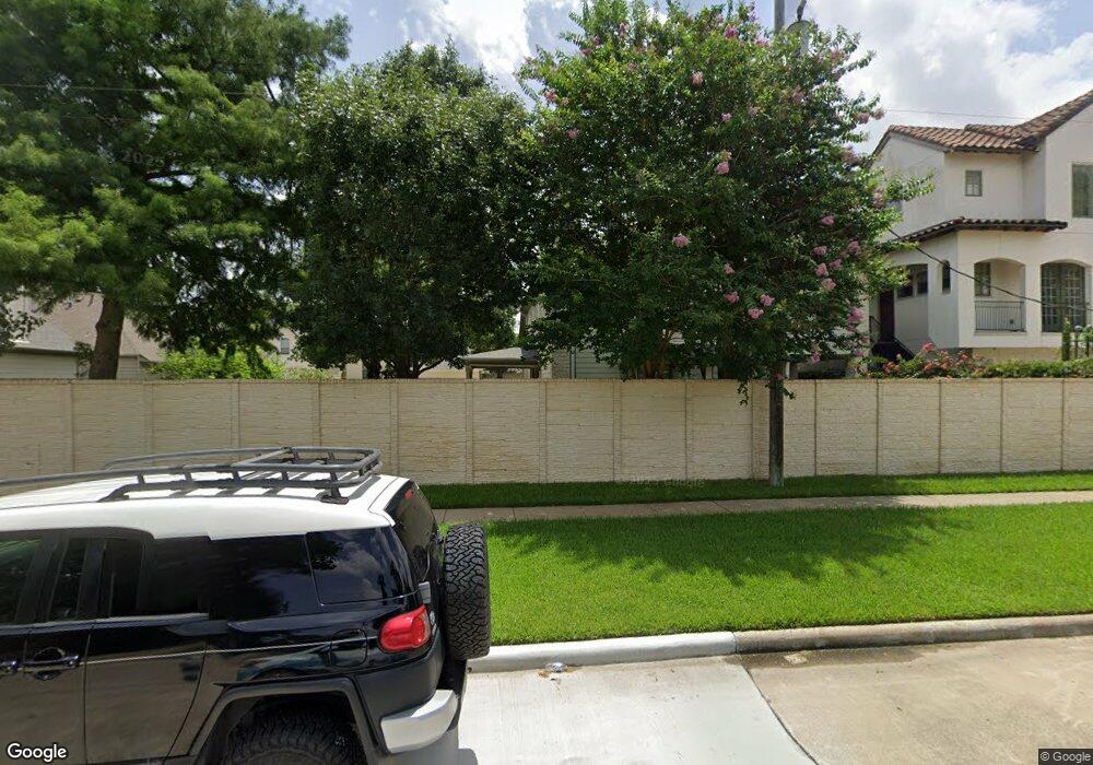 8402 Moritz Ct, Houston, TX 77055 - photo 1
