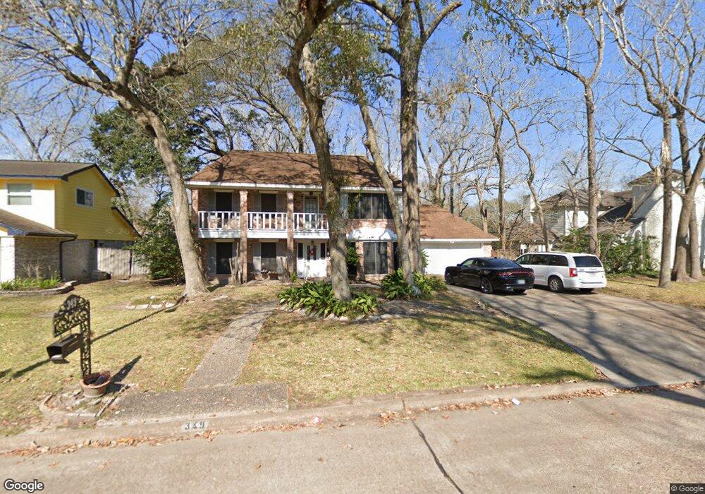 349 Saint Cloud Dr, Friendswood, TX 77546 - photo 1