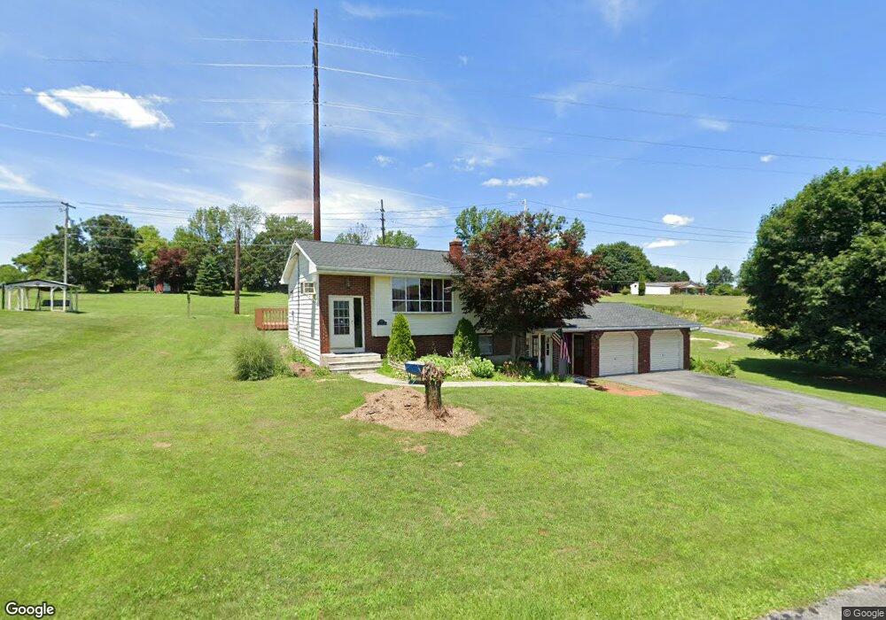 548 Werkheiser Ave, Nazareth, PA 18064 - photo 1