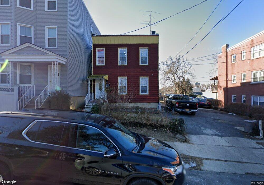 20 Parsons St, Yonkers, NY 10701 - photo 1