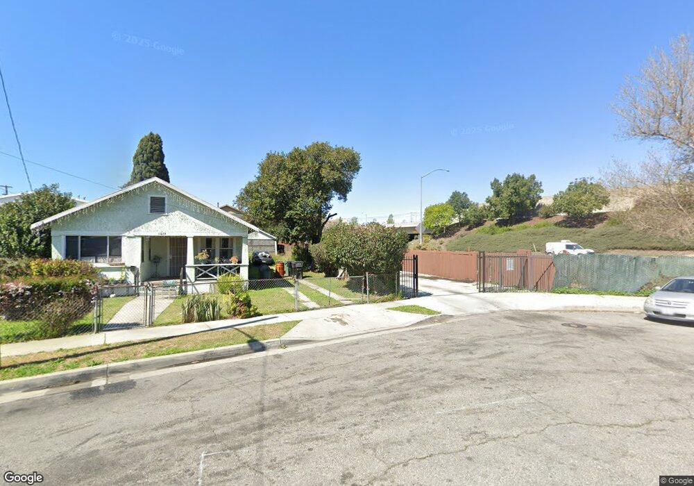 11655 Robin St, Los Angeles, CA 90059 - photo 1