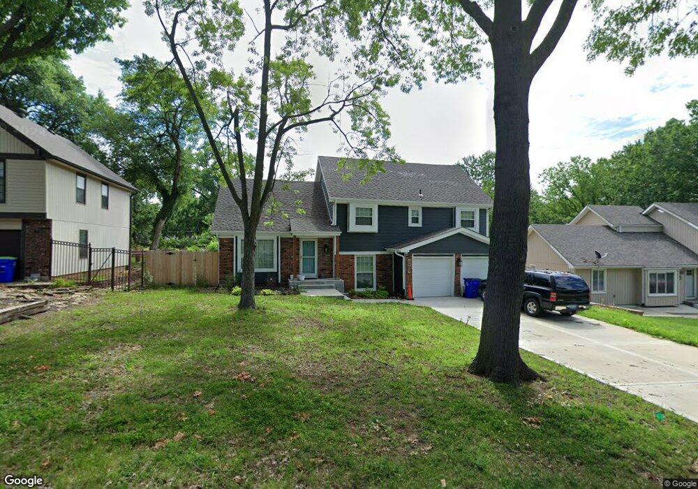 6909 Caenen Ave, Shawnee, KS 66216 - photo 1