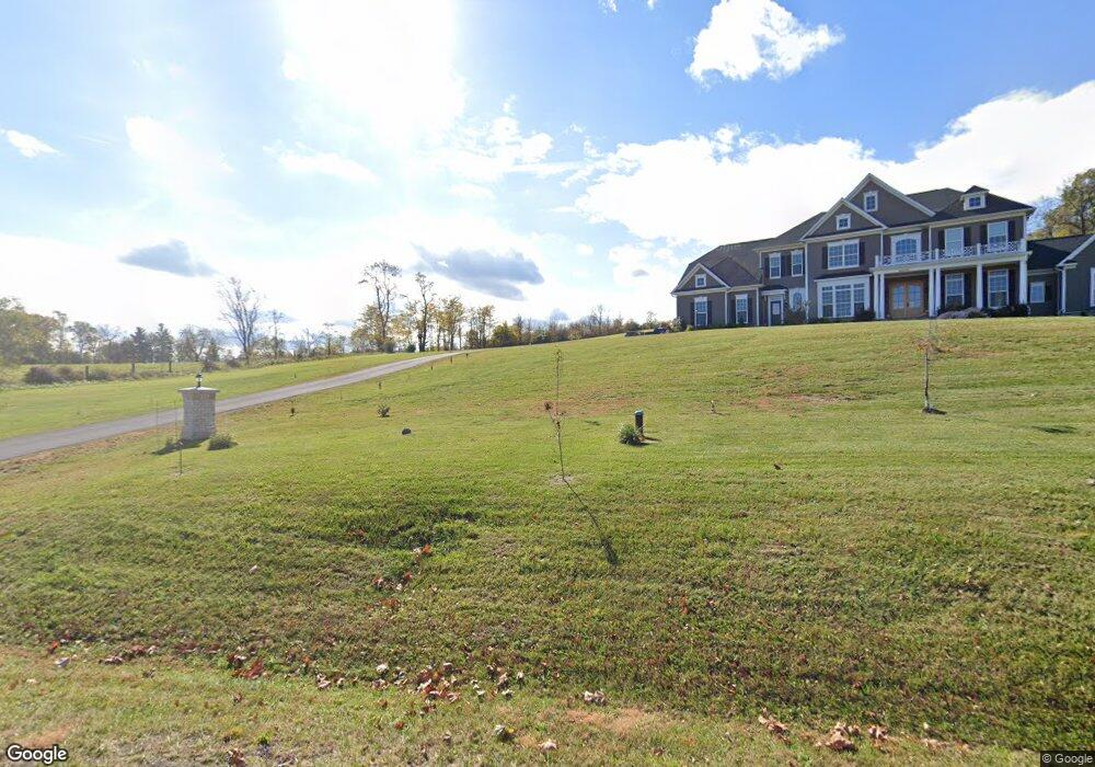 35273 Sunny Ridge Rd, Round Hill, VA 20141 - photo 1