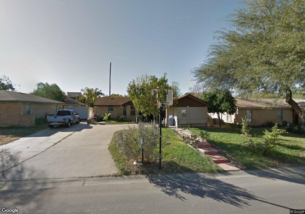 1411 Hibiscus Ln, Laredo, TX 78041 - photo 1