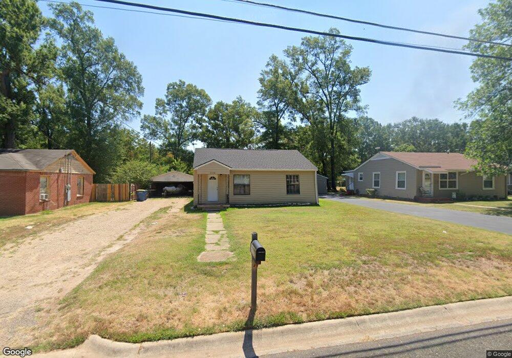 3108 Broadway Blvd, Kilgore, TX 75662 - photo 1