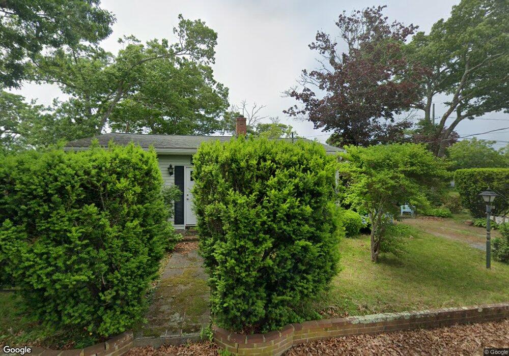 7 Apache Ln, Buzzards Bay, MA 02532 - photo 1