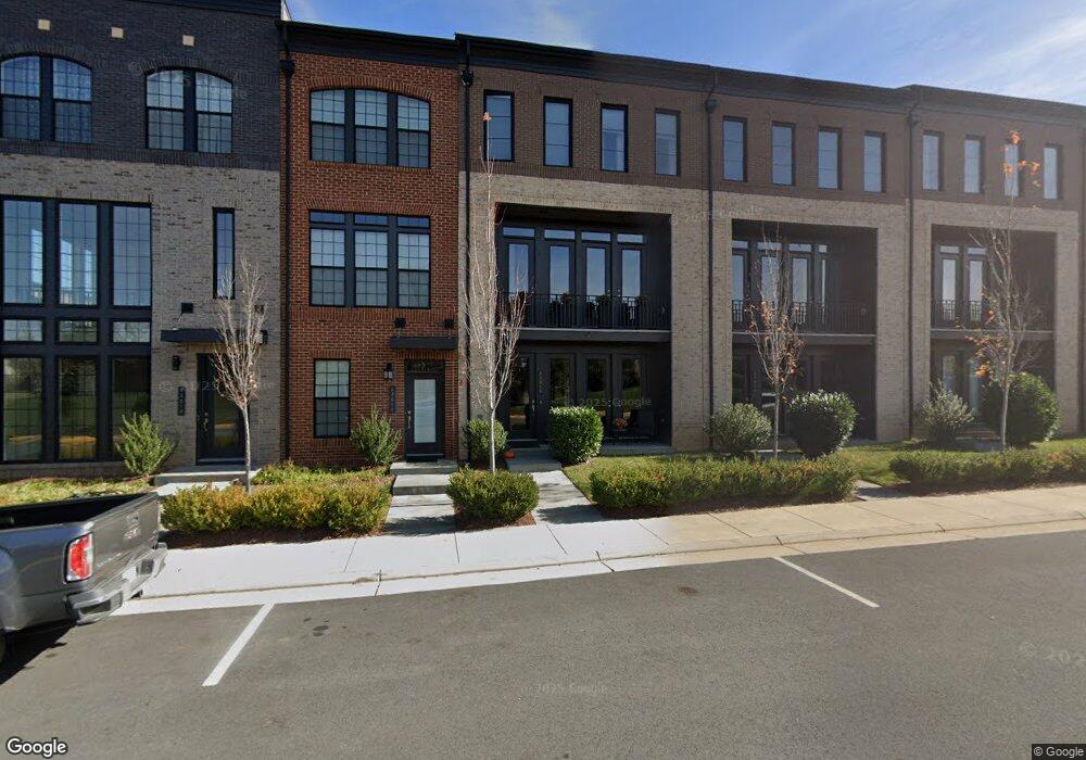 23014 Brooksbank Square, Brambleton, VA 20148 - photo 1