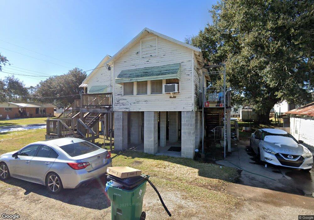 311 Canal St, Delcambre, LA 70528 - photo 1