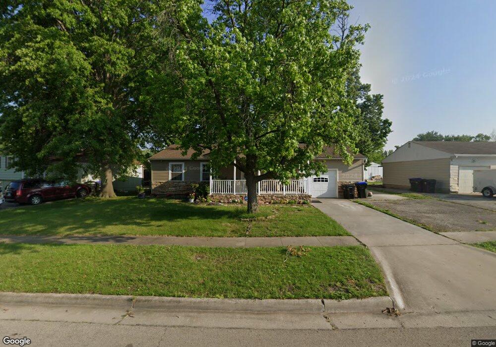 1111 SE 36th St, Topeka, KS 66605 - photo 1