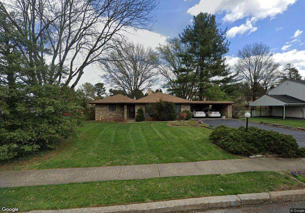 215 W 49th St, Reading, PA 19606 - photo 1