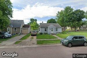 505 E 1st St N, Truman, MN 56088