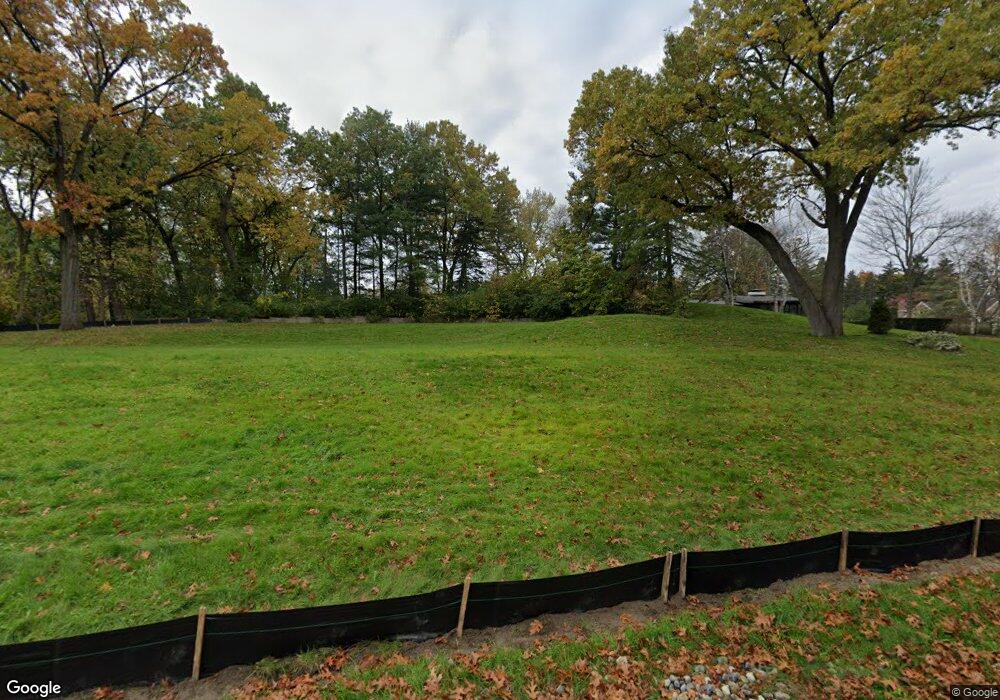 465 Haverhill Rd unit Bldg-Unit, Bloomfield Hills, MI 48304 - photo 1