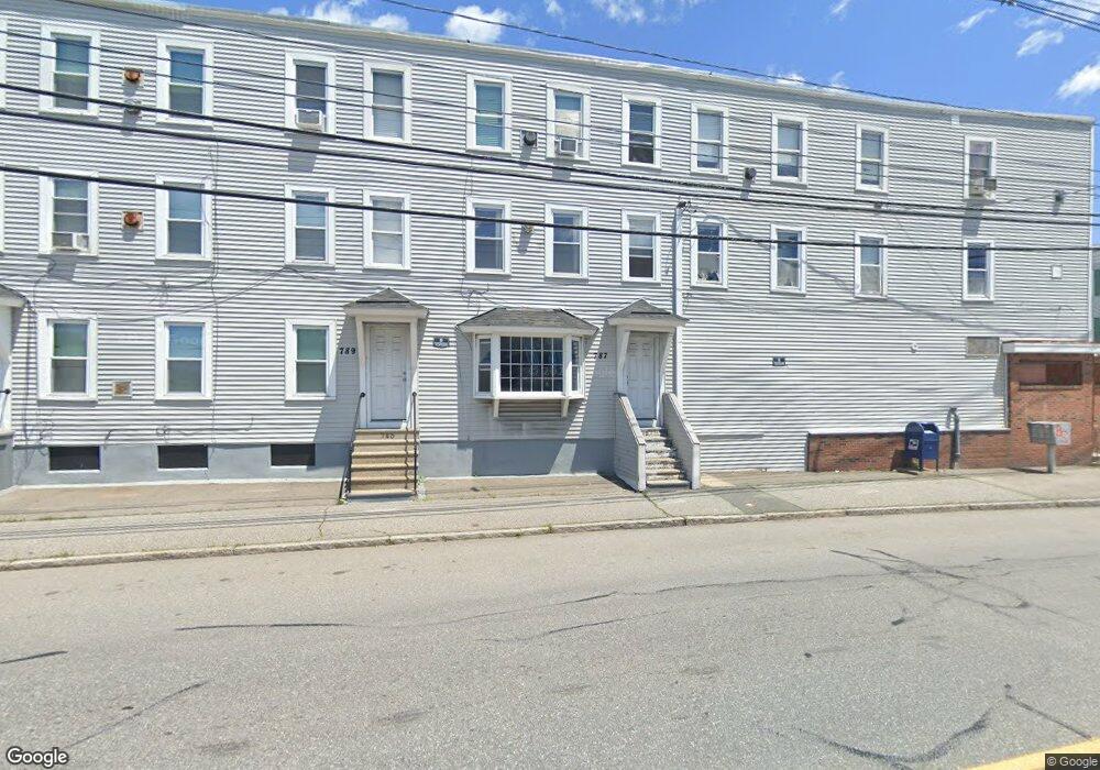 789 Lakeview Ave unit 1, Lowell, MA 01850 - photo 1