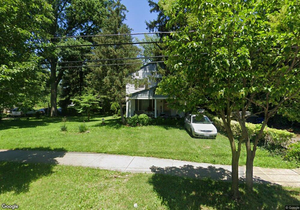 1930 E Cooke Rd, Columbus, OH 43224 - photo 1