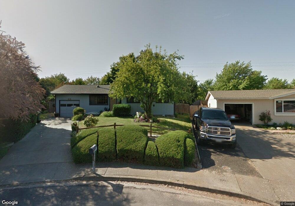 1322 SW 3rd Place, Pendleton, OR 97801 - photo 1