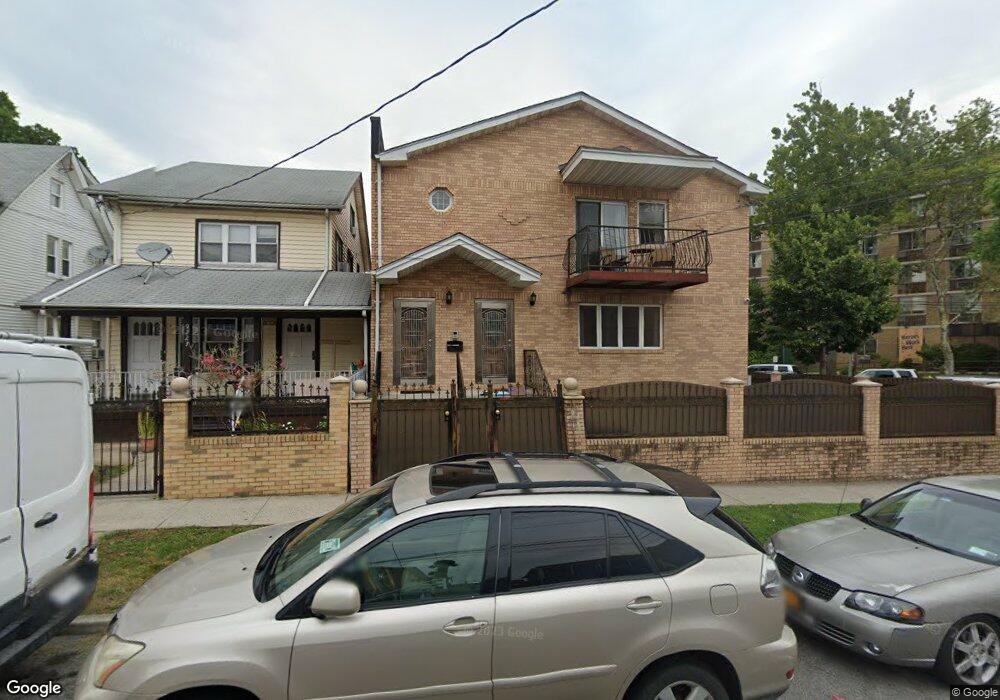 9229 195th Place, Hollis, NY 11423 - photo 1