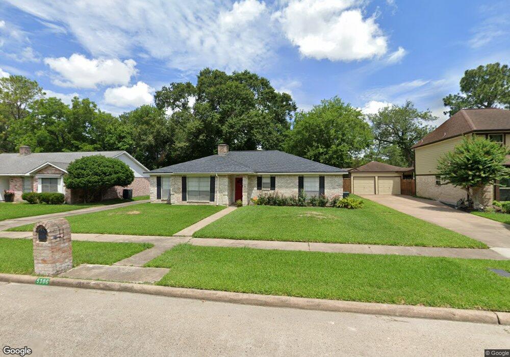 5306 Long Creek Ln, Houston, TX 77088 - photo 1
