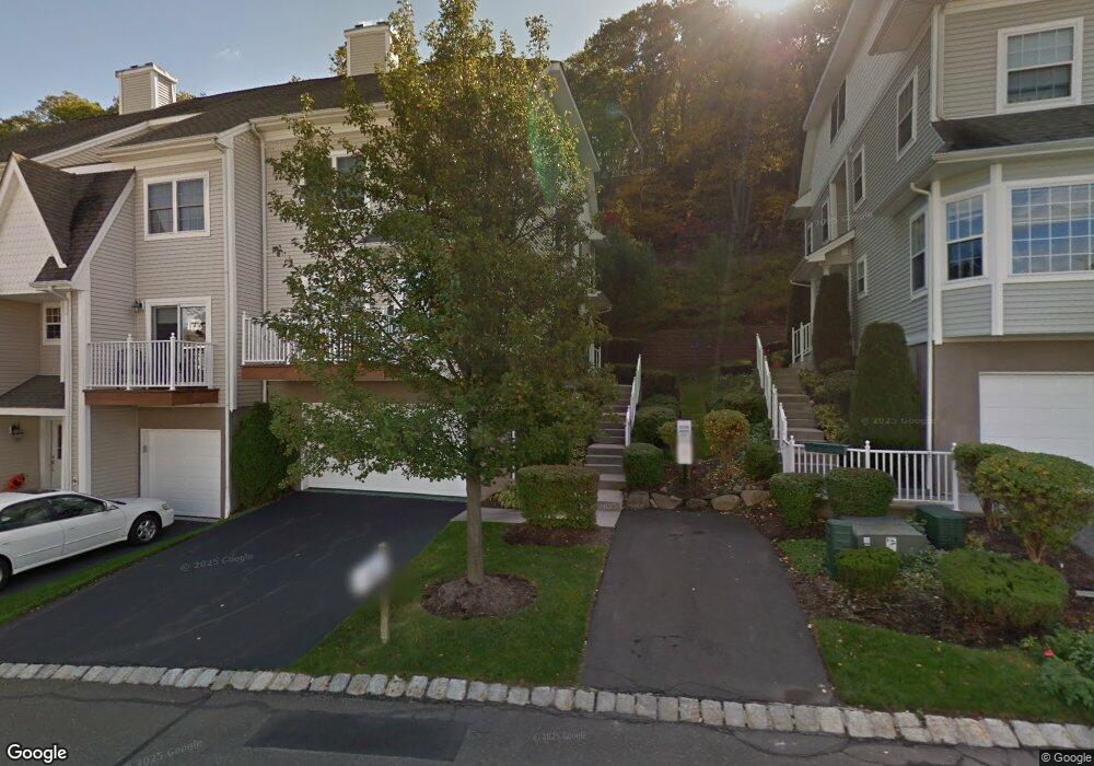 64 Crystal Hill Dr unit 30, Pomona, NY 10970 - photo 1