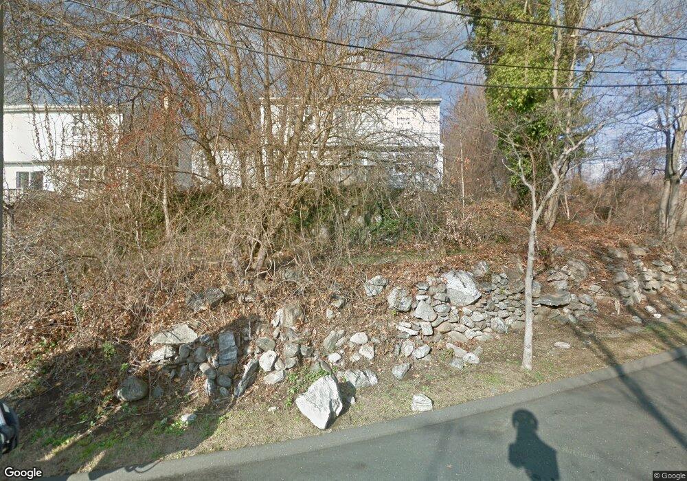 3 April Ln unit 1ST F, Norwalk, CT 06850 - photo 1