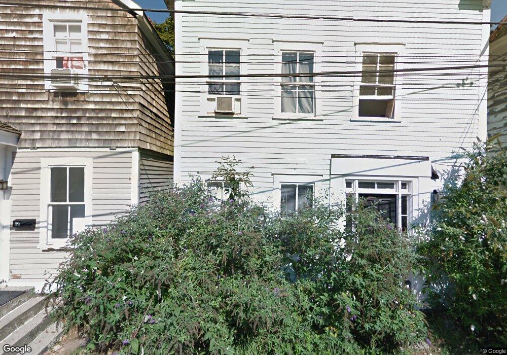 14 Fillmore St, Newport, RI 02840 - photo 1