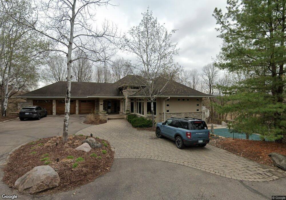 3923 Tramore Ln, Wayzata, MN 55391 - photo 1