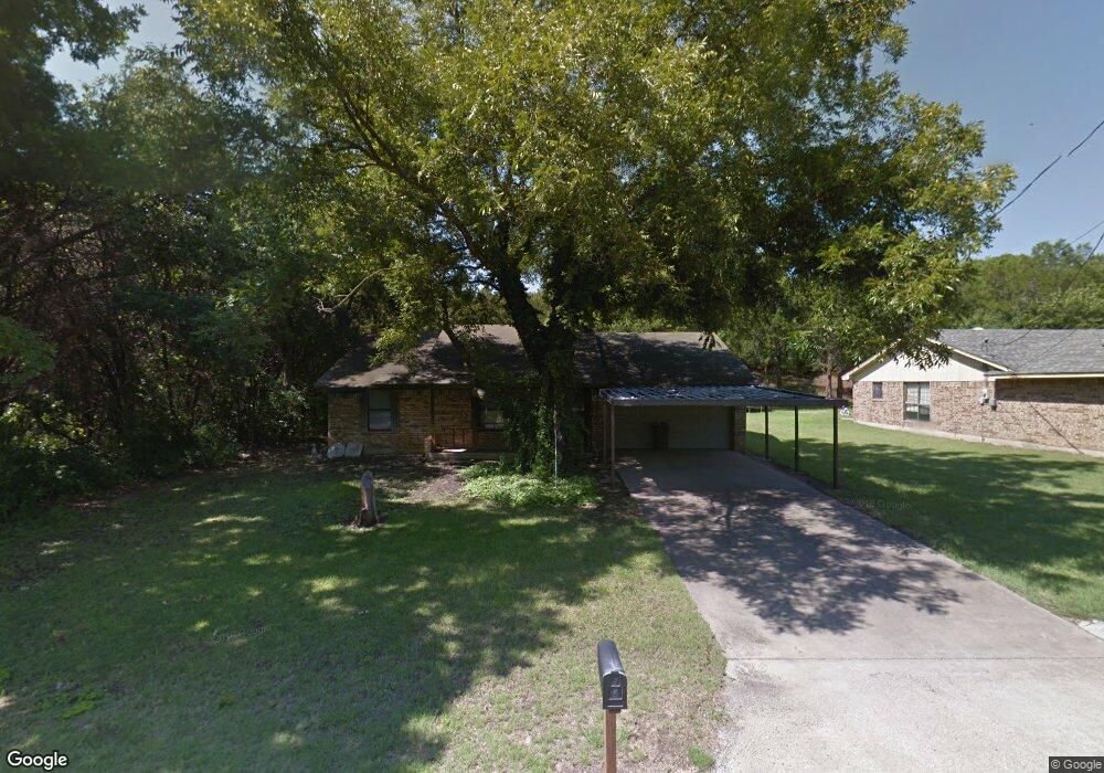 823 Woodhaven Ct, Granbury, TX 76048 - photo 1