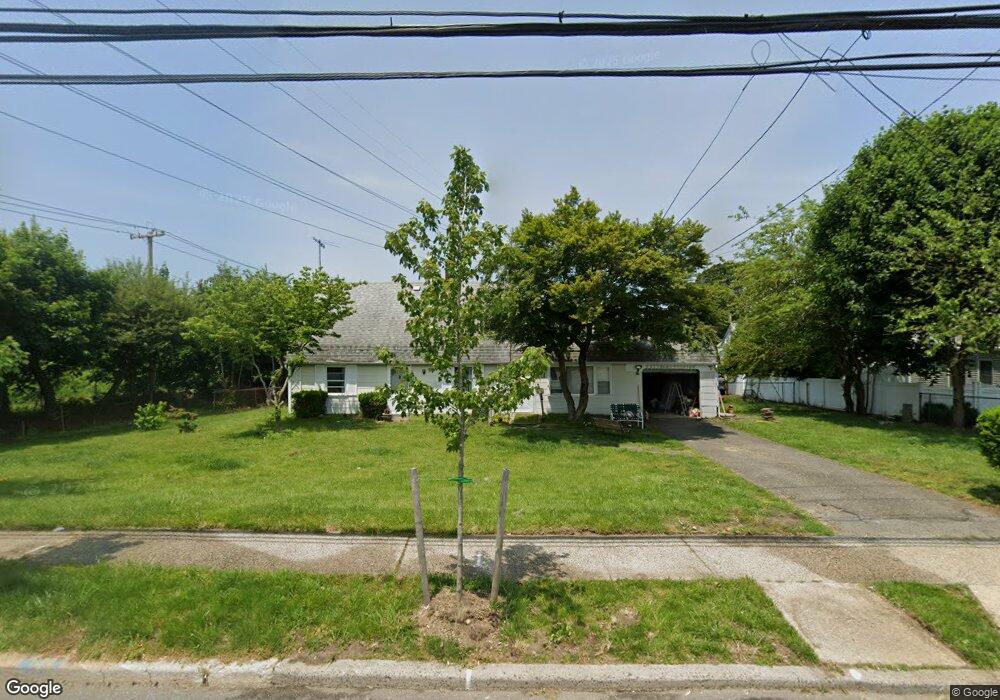 3 Westbury Ave, Carle Place, NY 11514 - photo 1