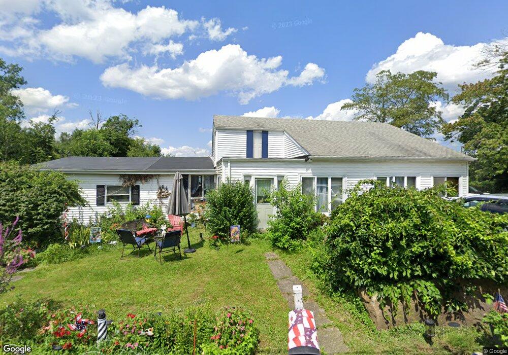 117 Pelletier Ln, Tiverton, RI 02878 - photo 1