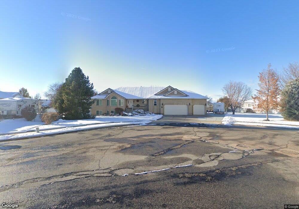 5631 S 3700 W, Roy, UT 84067 - photo 1