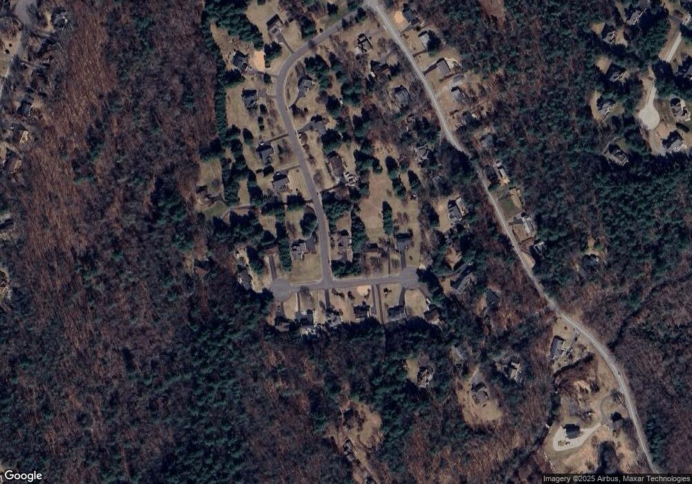 118 Buckingham Dr, Glastonbury, CT 06033 - photo 1