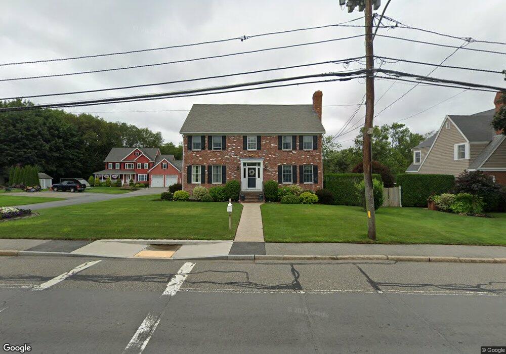 173 Lexington St unit R, Woburn, MA 01801 - photo 1