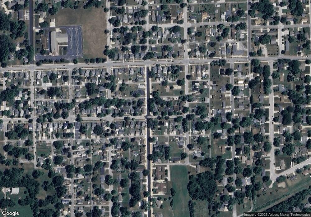 802 E 9th St, Auburn, IN 46706 - photo 1