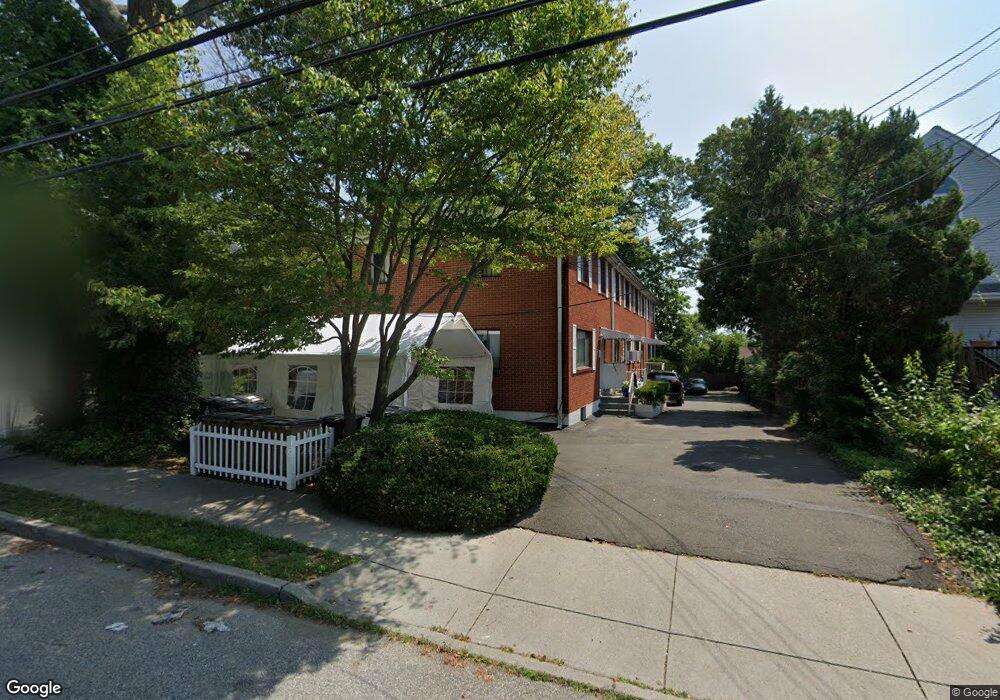 156 Seaside Ave, Stamford, CT 06902 - photo 1