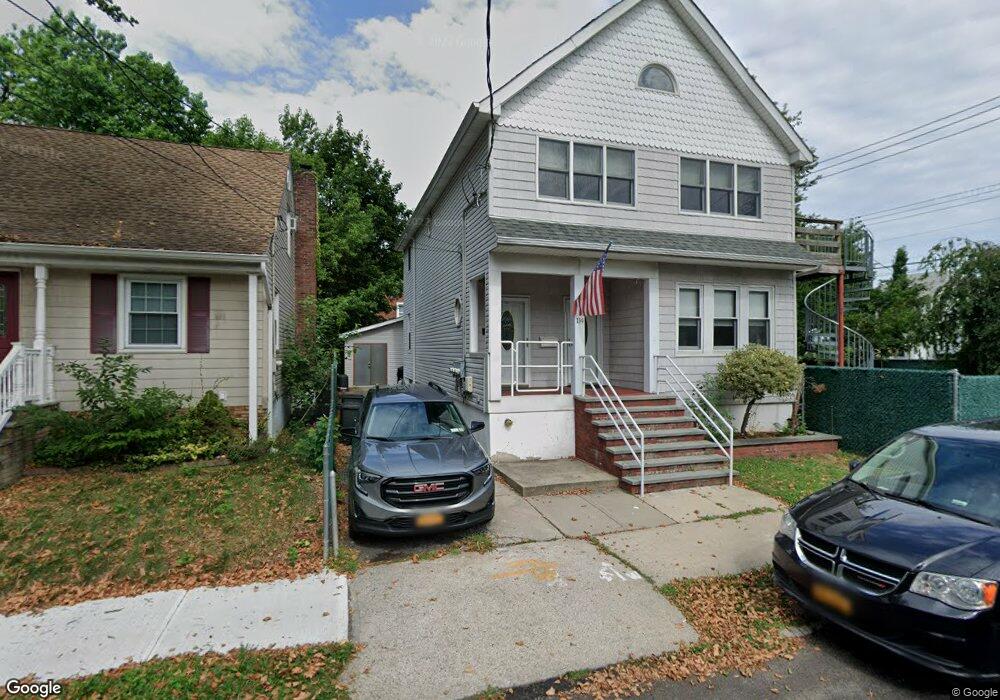 114 Dickie Ave, Staten Island, NY 10314 - photo 1