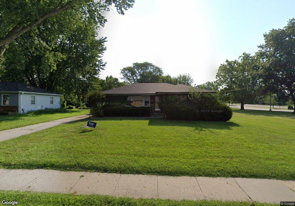 901 12th St, West Des Moines, IA 50265 - photo 1