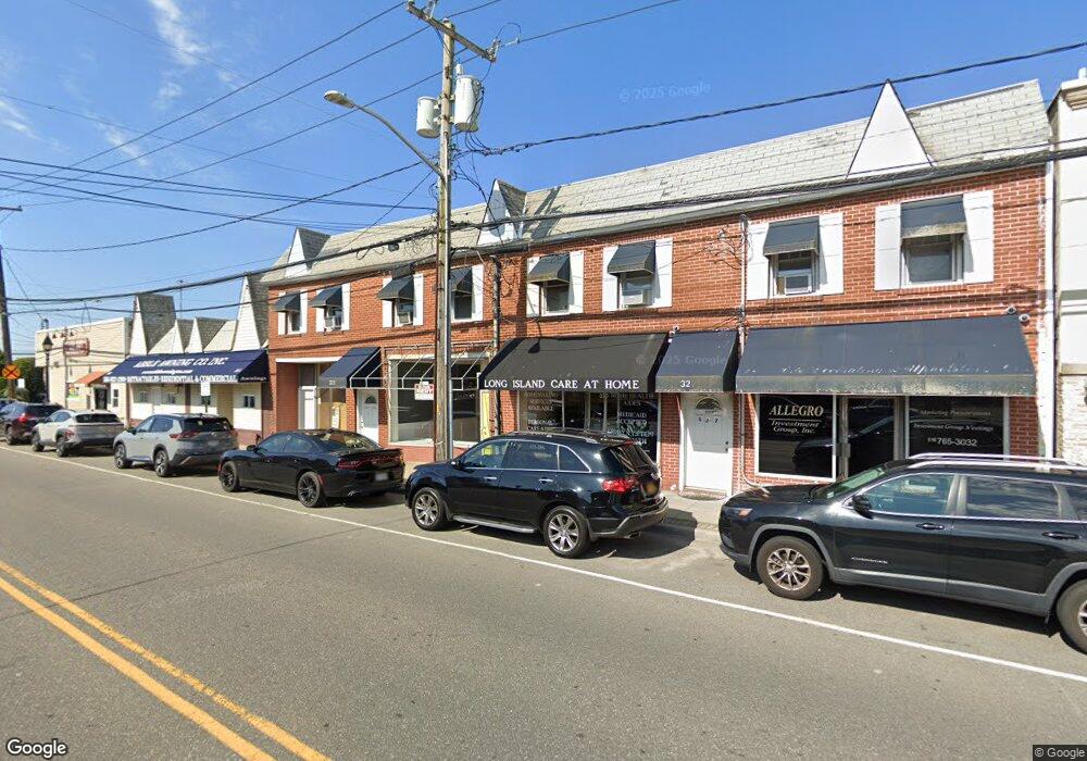 325 Broadway unit 1, Bethpage, NY 11714 - photo 1