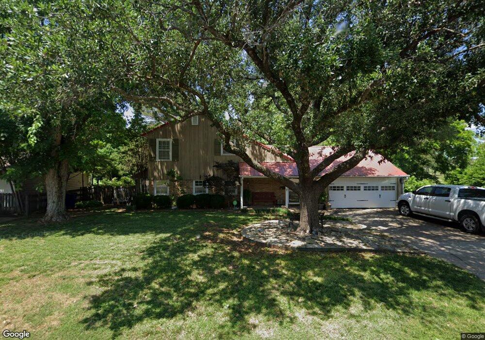 1543 N 13th St, Duncan, OK 73533 - photo 1