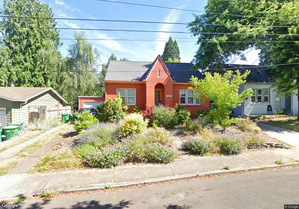 1929 16th Ave, Forest Grove, OR 97116 - photo 1