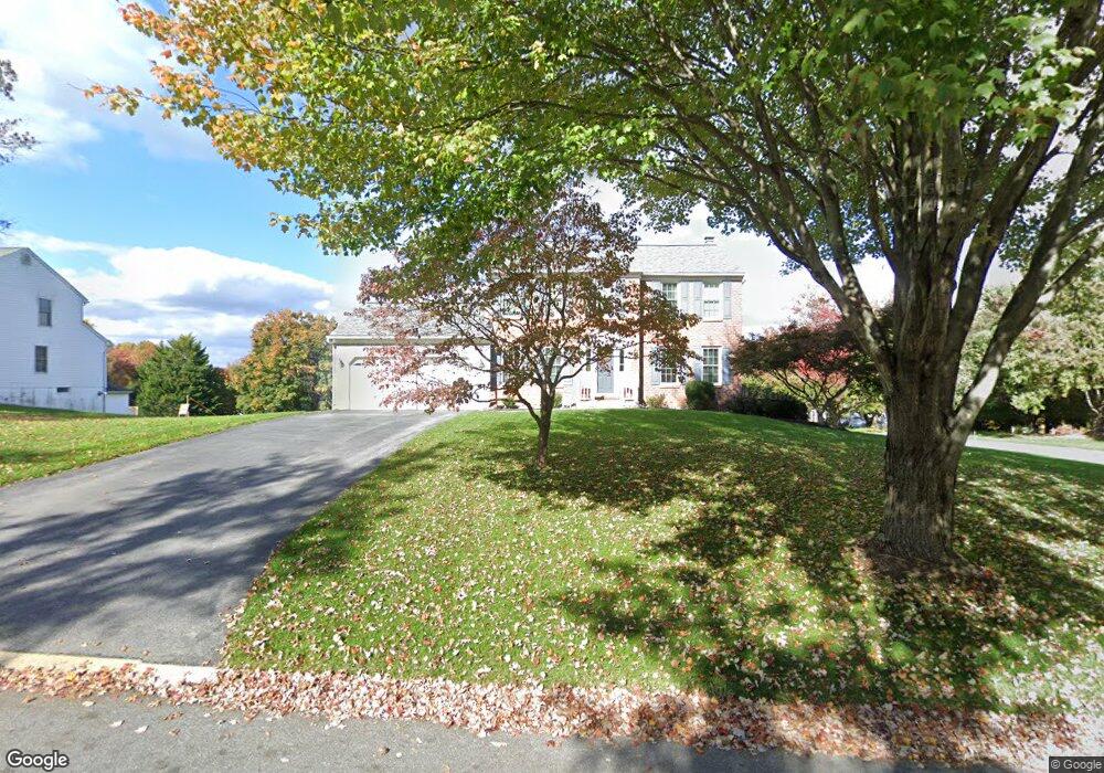 5399 Thames Ct, Sykesville, MD 21784 - photo 1