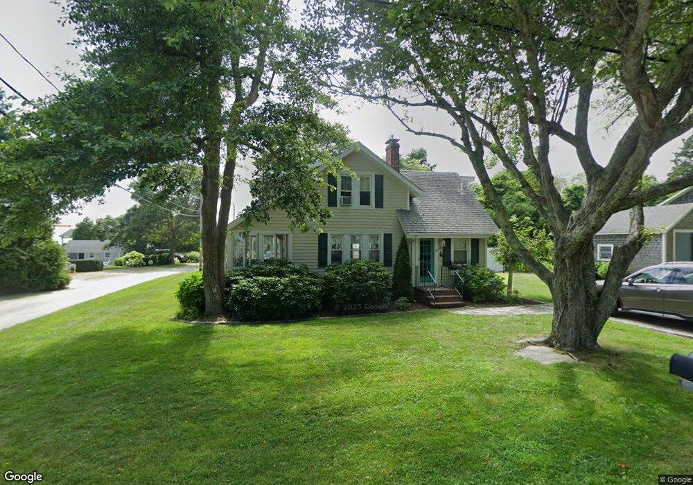 28 Antassawamock Rd, Mattapoisett, MA 02739 - photo 1